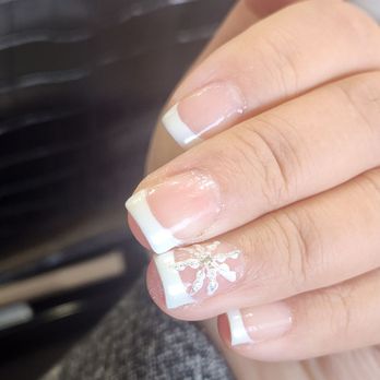 US Nails & Spa - I requested a minimalist yet festive French tip nails. I added pearl chrome to the white tip. - Nail Salons Near Me - Draper, Utah US Nails & Spa - I requested a minimalist yet festive French tip nails. I added pearl chrome to the white tip. - Nail Salons Near Me - Draper, Utah