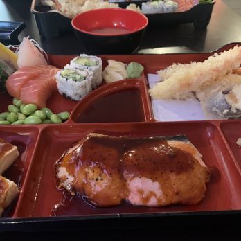 Fujisan Japanese Restaurant - Japanese Near Me - Markham, Ontario