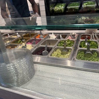 Chopt Creative Salad Co. - Salad Near Me - New York, New York Chopt Creative Salad Co. - Salad Near Me - New York, New York