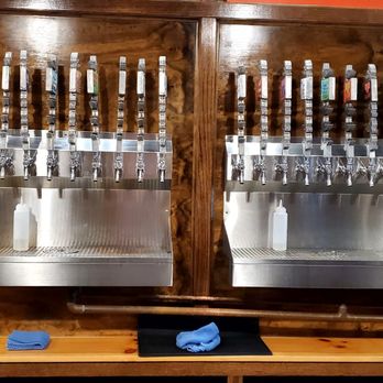 Martin House Brewing - Craft Draft Beer Taps - Breweries Near Me - Fort Worth, Texas Martin House Brewing - Craft Draft Beer Taps - Breweries Near Me - Fort Worth, Texas