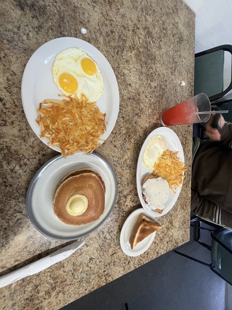 GRANDMA’S HOUSE RESTAURANT Updated October 2024 15 Photos & 10