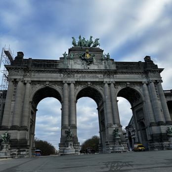 Arc de Triomphe du Cinquantenaire - Landmarks & Historical Buildings Near Me - Brussels, BRU