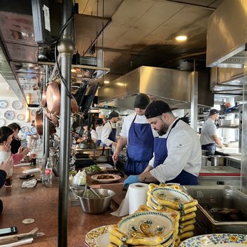 Pink Mamma - Open Kitchen - Steakhouses Near Me - Paris, 75 Pink Mamma - Open Kitchen - Steakhouses Near Me - Paris, 75