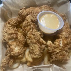 Killer Crab Express - Cajun chicken tenders. Arrived hot, tender, and juicy. Didn't taste any "Cajun"