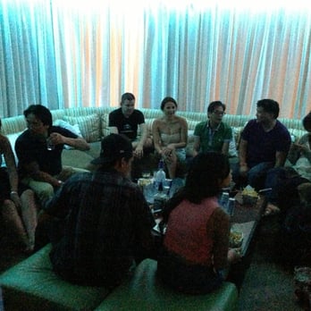RumFire - Our guests having a great time! - Asian Fusion Near Me - Honolulu, Hawaii RumFire - Our guests having a great time! - Asian Fusion Near Me - Honolulu, Hawaii