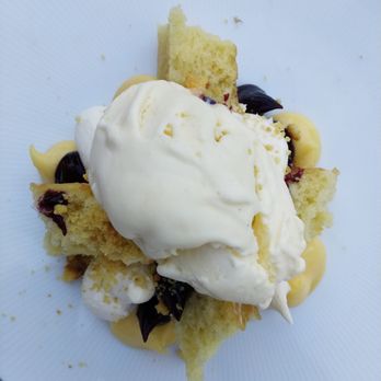 Parc - Lemon and olive oil cake - New American Near Me - Detroit, Michigan