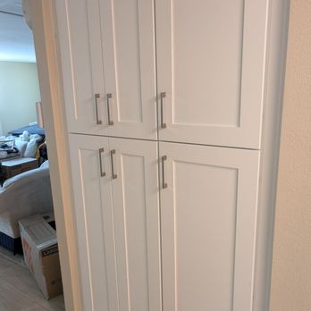 Remodeling Home Advisors - Hall cabinets - General Contractors Near Me - Tarzana, California Remodeling Home Advisors - Hall cabinets - General Contractors Near Me - Tarzana, California
