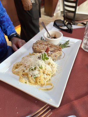 Invita Bistro by null