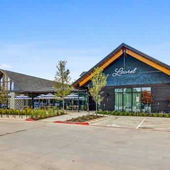 Laurel - Laurel leasing office - Apartments Near Me - Austin, Texas