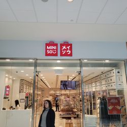 Miniso Bayshore
