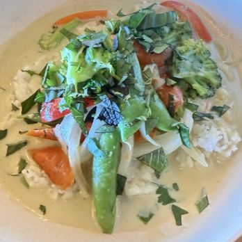 Flower Child - Spicy Coconut Green Curry - Salad Near Me - Tucson, Arizona