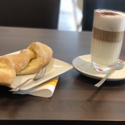 Café Engelke - Limettenstange und Latte Macchiato