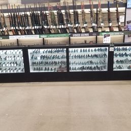 They still have great stock of rifles and handguns They still have great stock of rifles and handguns