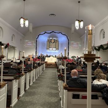Truro Anglican Church - Christmas Eve service - Churches Near Me - Fairfax, Virginia Truro Anglican Church - Christmas Eve service - Churches Near Me - Fairfax, Virginia