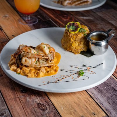 Yarumba Restaurant & Lounge by null