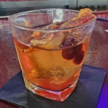 Craft'd - Smoked Maple Bacon Old Fashioned - American Near Me - Plainfield, Illinois