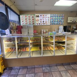 Luv'n Donuts