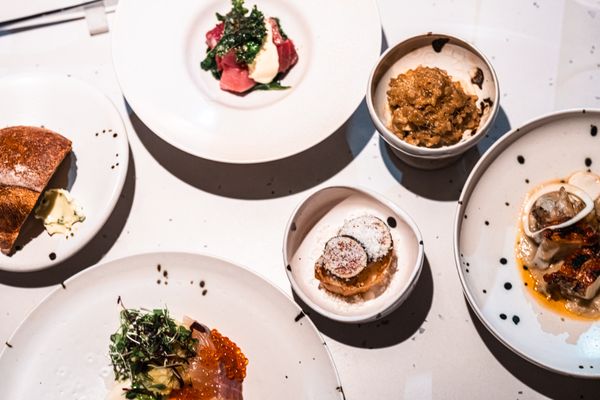 PARIS HAWAII by null