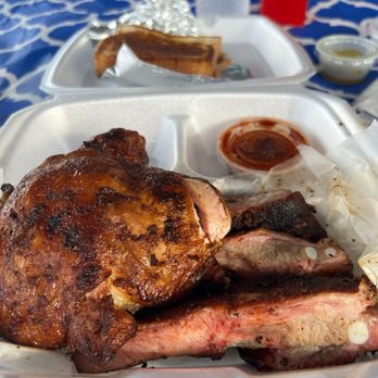 Hiram Clarke BBQ - Chicken & Rib Plate - Barbeque Near Me - Houston, Texas