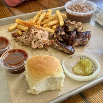 The LA Pit - Barbeque Near Me - Gardena, California The LA Pit - Barbeque Near Me - Gardena, California