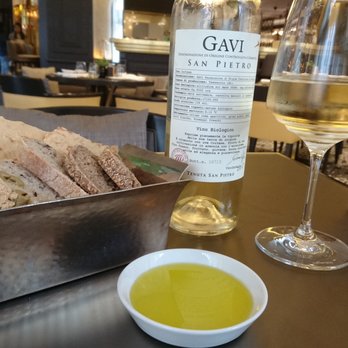 Brunello Bar and Restaurant - Italian Near Me - London, XGL