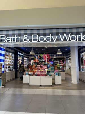 BATH & BODY WORKS - Updated December 2025 - 34 Photos & 27 Reviews