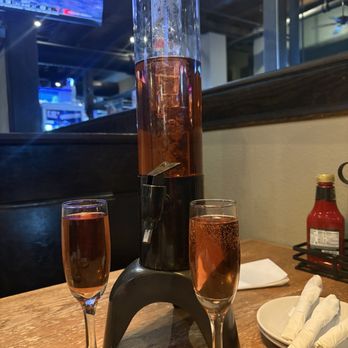 Cricket's Grill & Draft House - American Near Me - Waco, Texas