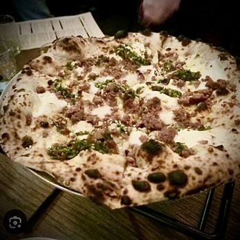 Fiorella - Sunset - Fiorella Salsiccia pizza done right - Italian Near Me - San Francisco, California