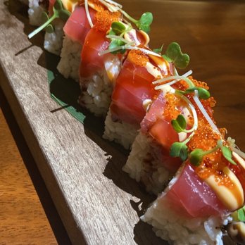 Iyasare - Geisha roll - Japanese Near Me - Berkeley, California Iyasare - Geisha roll - Japanese Near Me - Berkeley, California