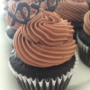 Mia Bella Cupcakes - Chocolate - Cupcakes Near Me - Arcata, California Mia Bella Cupcakes - Chocolate - Cupcakes Near Me - Arcata, California