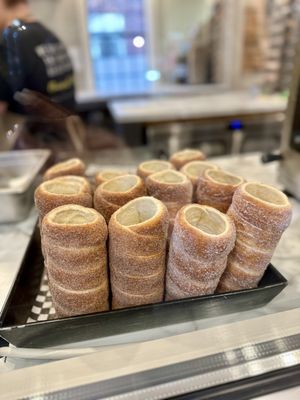 Budapest Bakeshop by null