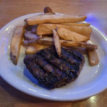 Texas Roadhouse - 6 oz steak & steak fries - Barbeque Near Me - East Greenwich, Rhode Island Texas Roadhouse - 6 oz steak & steak fries - Barbeque Near Me - East Greenwich, Rhode Island