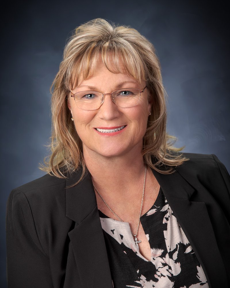 TINA LANGFORD AVAZCO REALTY GROUP Contact Agent 2633 Lakeway Dr