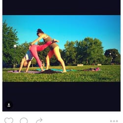 Shanogi Yoga - Went to the park across the street when it was beautiful outside