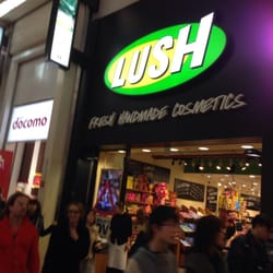 Lush Cosmetics Beauty Supply 中央区心斎橋筋2 3 大阪市 大阪府 Japan Phone Number Lush Cosmetics Beauty Supply 中央区心斎橋筋2 3 大阪市 大阪府 Japan Phone Number