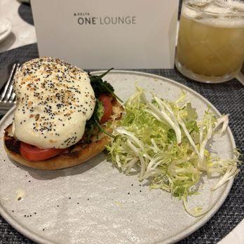 Delta One Lounge - Airport Lounges Near Me - Los Angeles, California Delta One Lounge - Airport Lounges Near Me - Los Angeles, California