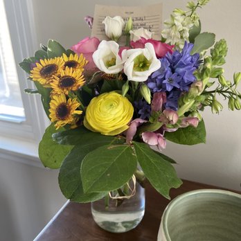 Flowers For Dreams - My Mother's Day bouquet - Florists Near Me - Chicago, Illinois