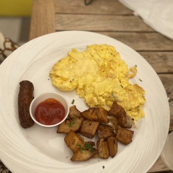 Limonada Bar + Brunch - Breakfast & Brunch Near Me - Miami Beach, Florida Limonada Bar + Brunch - Breakfast & Brunch Near Me - Miami Beach, Florida