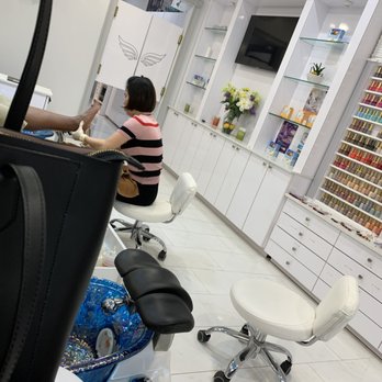 Hello Nail Spa - Very clean! - Nail Salons Near Me - Royal Palm Beach, Florida