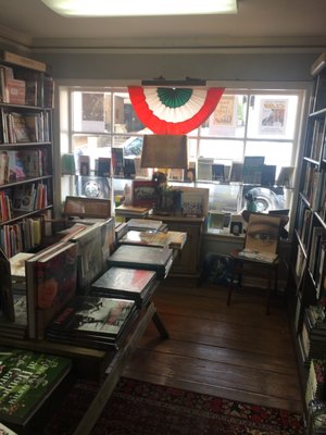 E Shaver Booksellers by null
