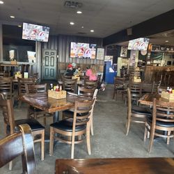 Friar's - Bar area