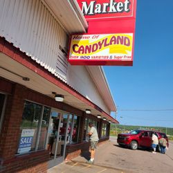 Hill Top Fruit Market - Hill Top Fruit Market / Candyland at 12579 National Pike, Grantsville, MD 21536
