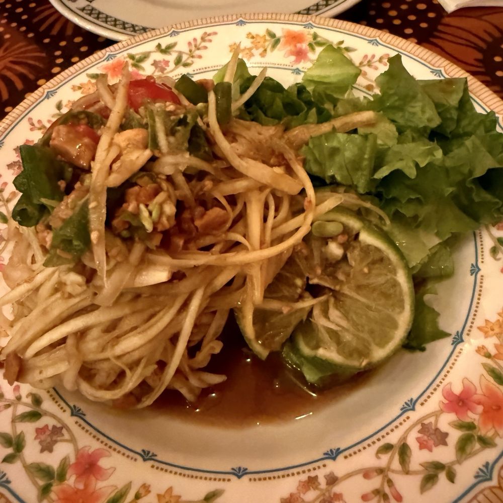 Ghin Khao Eat Rice - Thai Near Me - Chicago, Illinois Ghin Khao Eat Rice - Thai Near Me - Chicago, Illinois