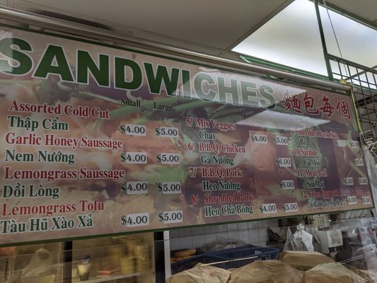 Banh Mi Nguyen Huong by null