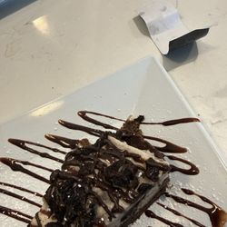 Tosco's Restaurant - Oreo cake