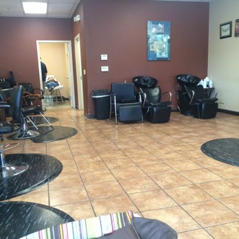 Le Salon Gordie's - Very clean salon - Hair Salons Near Me - Ceres, California Le Salon Gordie's - Very clean salon - Hair Salons Near Me - Ceres, California