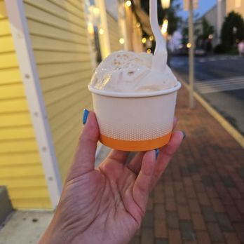 Uncle Charley's Ice Cream - Ice Cream & Frozen Yogurt Near Me - Cape May, New Jersey