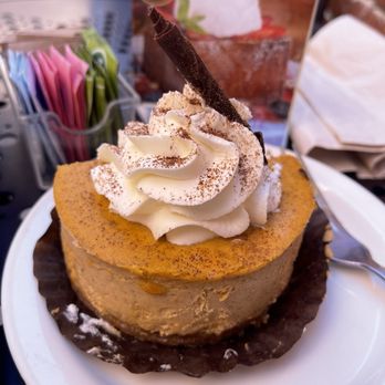 Urth Caffé - Orange - Coffee & Tea Near Me - Orange, California