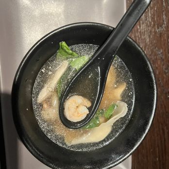 P.F. Chang's - Wonton Soup - Chinese Near Me - Miami, Florida P.F. Chang's - Wonton Soup - Chinese Near Me - Miami, Florida