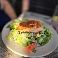 Polaris Grill - House salad with grilled salmon